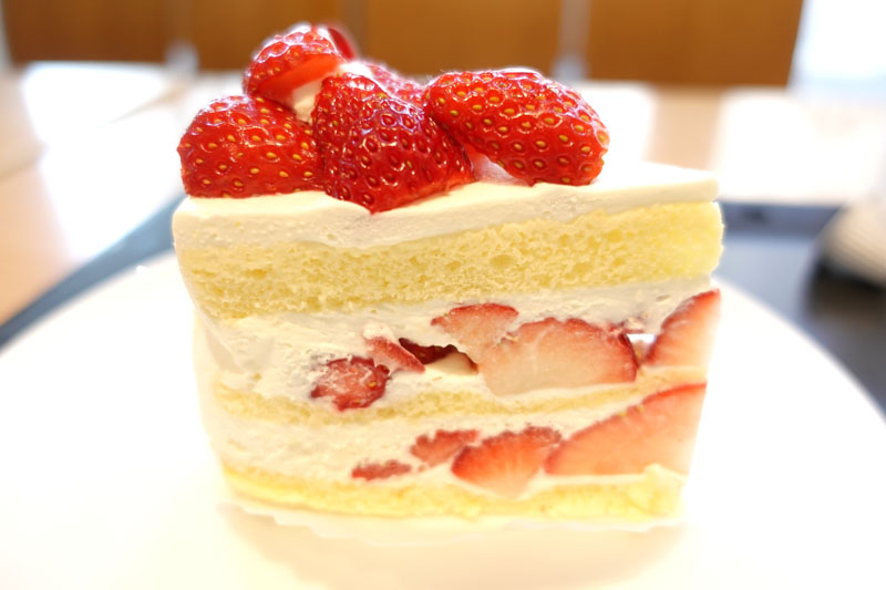 カフェでケーキを味わう 4 きのとやのストロベリークイーン Kinotoya Cafe いー気分 カフェでケーキを味わう 4 きのとやのストロベリークイーン Kinotoya Cafe いー気分
